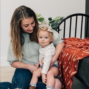 Meet your Posher, Lauren